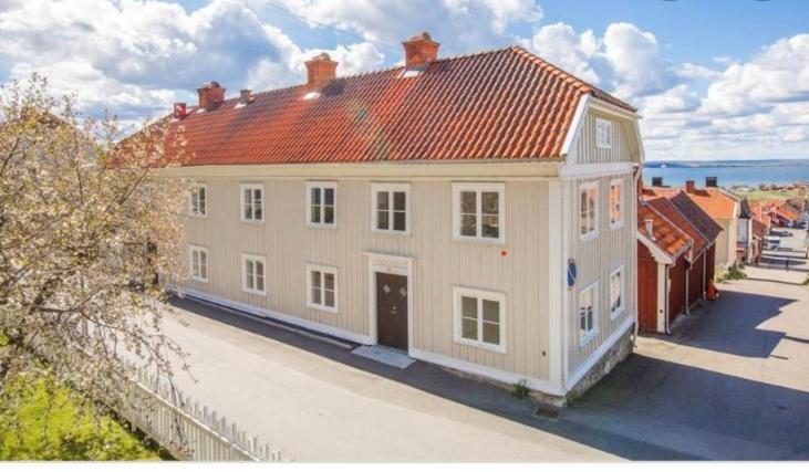 Angbaten - New Buildt Double Rooms In The Center Of Graenna With Separate Entrance المظهر الخارجي الصورة